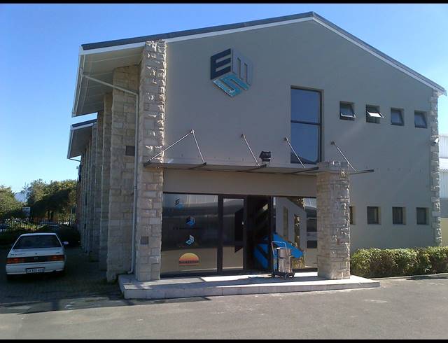 1,700M² FACTORY TO LET IN AIRPORT INDUSTRIA